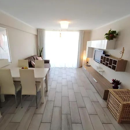 Sunset View Apartamento *